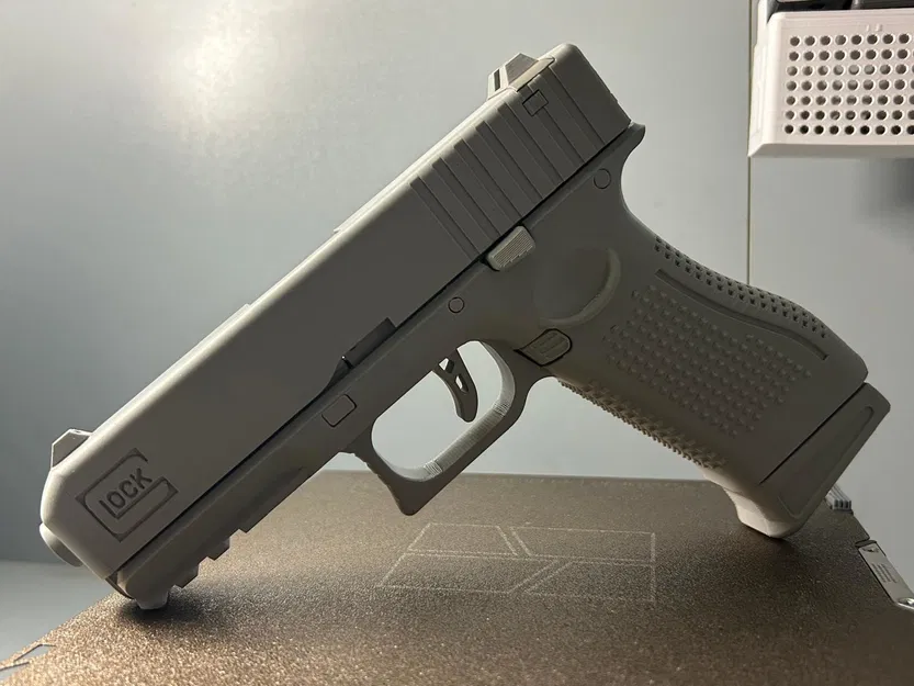 Glock 19 “working toy gun” G19 (bản remix) - Image 1