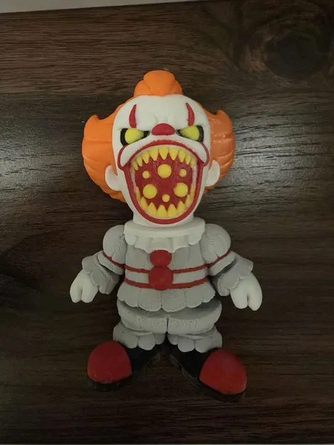 Pennywise flexible – Figure dẻo với 2 đầu thay thế - Image 1