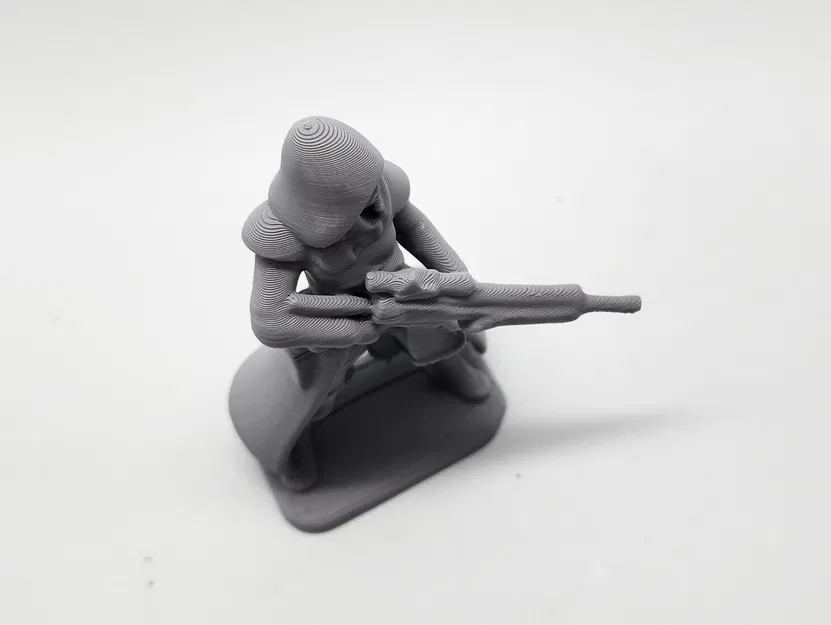 Mô hình mini Assassin cầm Rifle - Image 3