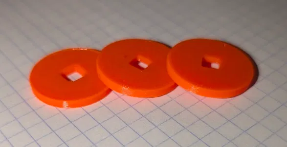 Đồng xu xỏ dây giày (đường kính 12mm) - Image 1