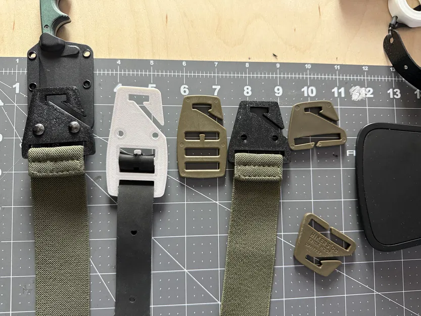 Móc Suspender (Uplifters) cho Lỗ Kydex - Image 1