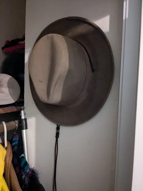 Móc treo nón kiểu Western gắn tường – “Vợ Duyệt” - Image 3