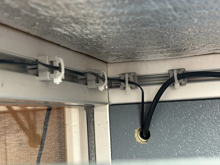 Kẹp dây cáp cho nhôm định hình 4545 (4545 Extrusion cable bracket) - Image 3