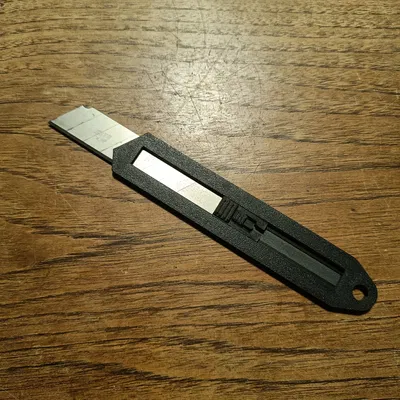 Dao rọc giấy mỏng dùng lưỡi bẻ khúc 18mm (Slim snap-off utility knife)