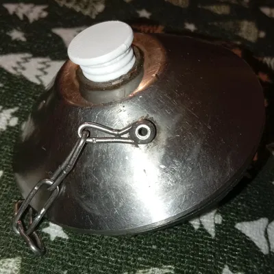 Nút bịt kín tạm thời cho cổ châm nhiên liệu của bình xăng