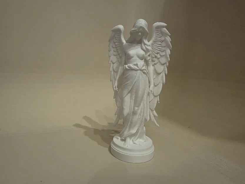 Angel of  Pieces – Tượng thiên thần cánh dài trang nhã - Image 1