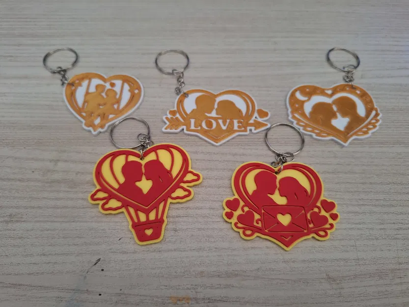 Bộ Móc Khóa Trái Tim Cặp Đôi Đa Màu (MultiColor Couple Hearts Keychain Set) - Image 4