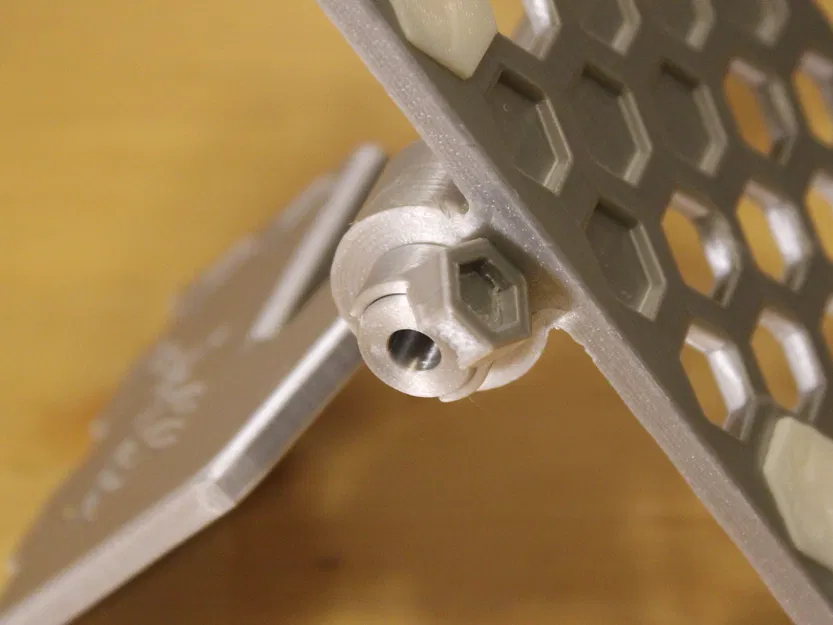 Jolla Phone Holder | Giá đỡ trưng bày điều chỉnh góc - Image 13