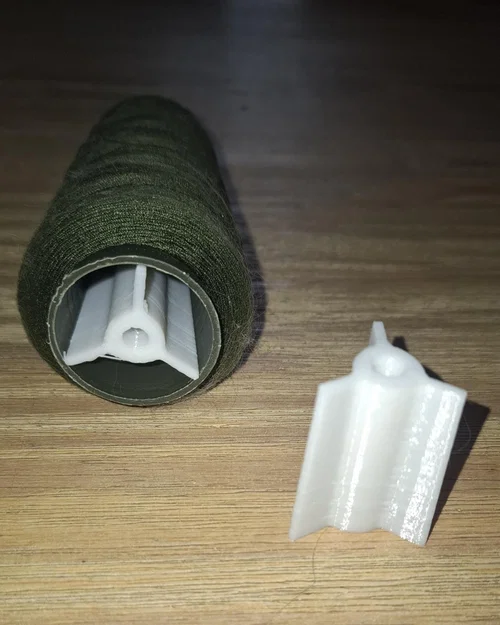 Adapter dùng ống chỉ overlock cho máy may gia đình - Image 1