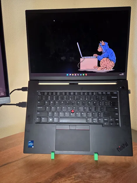 Giá đỡ laptop Lenovo P1 Gen6 - Image 1