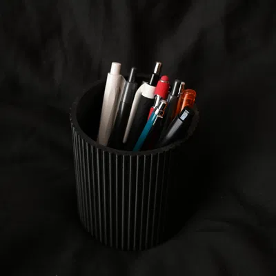 Penholder – Ống cắm bút tối giản để bàn