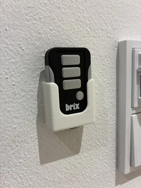 Giá đỡ remote cổng Brix (Brix Gate Remote Holder) - Image 1