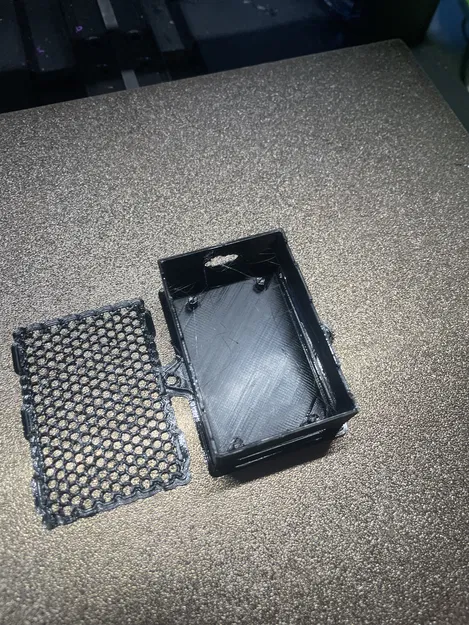 Vỏ treo tường công nghiệp Heavy-Duty cho ESP32 - Image 7