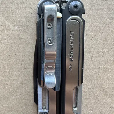 Mod Leatherman ARC - Khe cắm tăm và kim