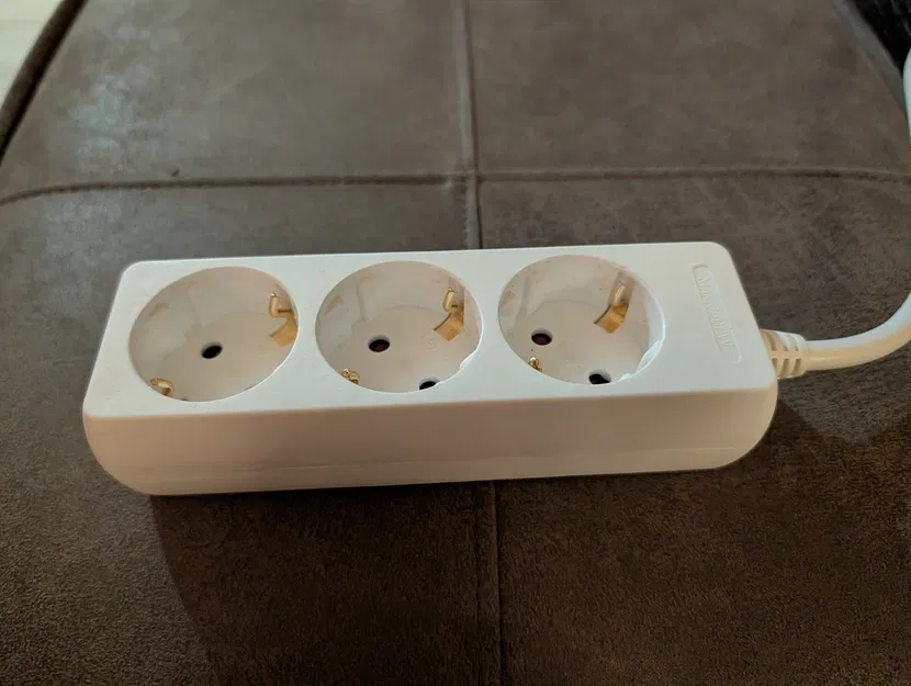 Giá đỡ (bracket) cho dây nối điện (extension cord) - Image 2