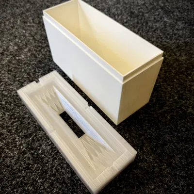 Gạt tàn bệ cửa sổ (Windowsill Ashtray)