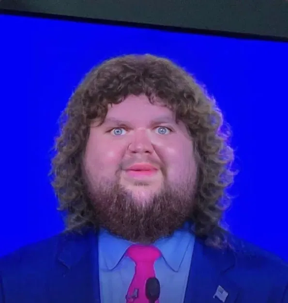 Tượng mô hình meme JD Vance - Image 2