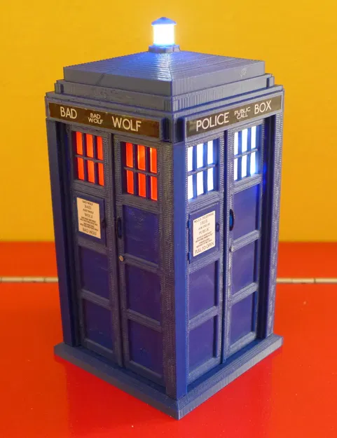 TARDIS Deluxe – Bộ kit TARDIS in phẳng - Image 3