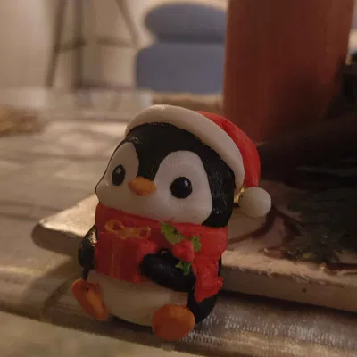 Chim Cánh Cụt Giáng Sinh Dễ Thương Ôm Quà (Mũ Santa & Khăn Choàng)