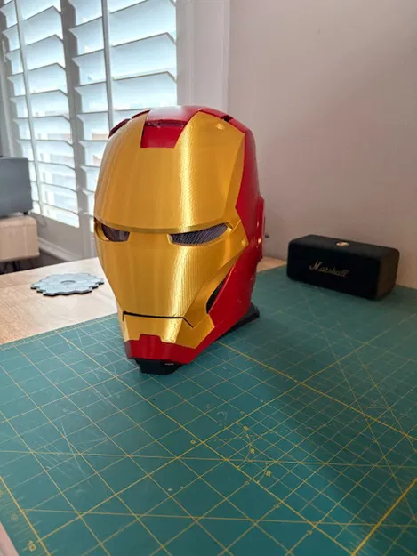 Đế trưng bày nón đơn giản (Simple Helmet Stand) - Image 1