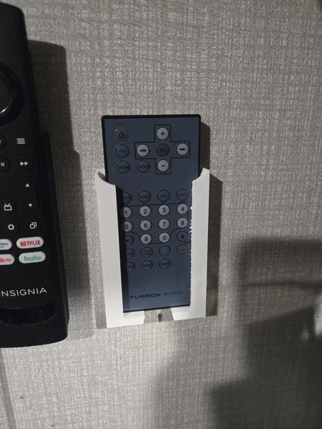 Giá đỡ remote Furrion DV7200 (Furrion DV7200 Remote Holder) - Image 1