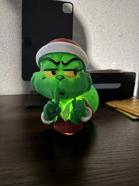 Tượng bán thân Grinch mặc đồ Santa Claus có đèn - Image 1