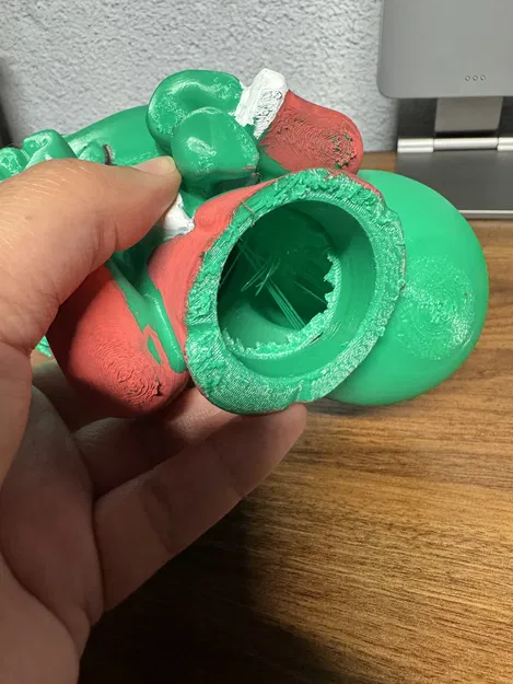 Tượng bán thân Grinch mặc đồ Santa Claus có đèn - Image 3