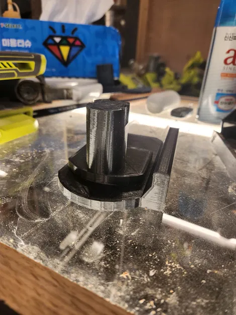 Ryobi One+ Wall Mount Shelf v1 & v2 (Kệ/giá treo tường) - Image 2