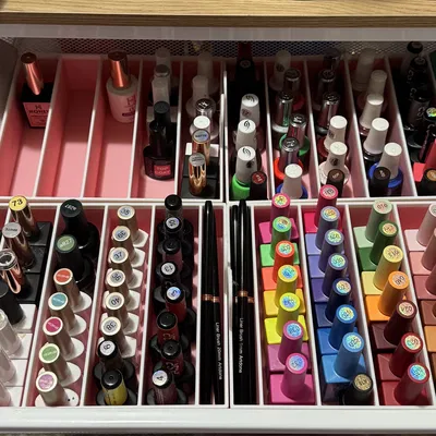 Khay Lưu Trữ Sơn Móng Tay (Nail Polish Storage Tray)