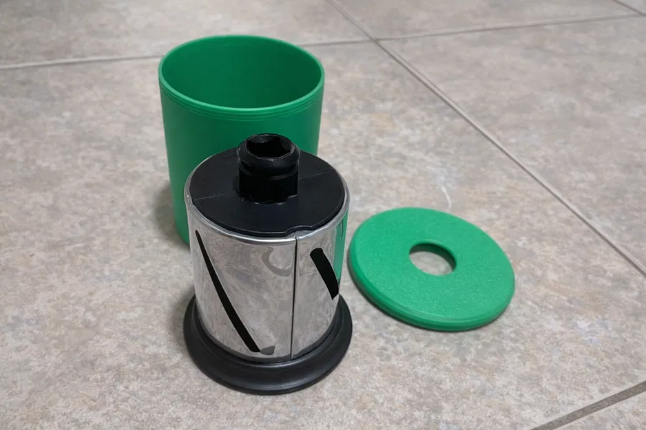 Grater Case – Nắp bảo vệ cạnh sắc cho grater hình trụ - Image 1