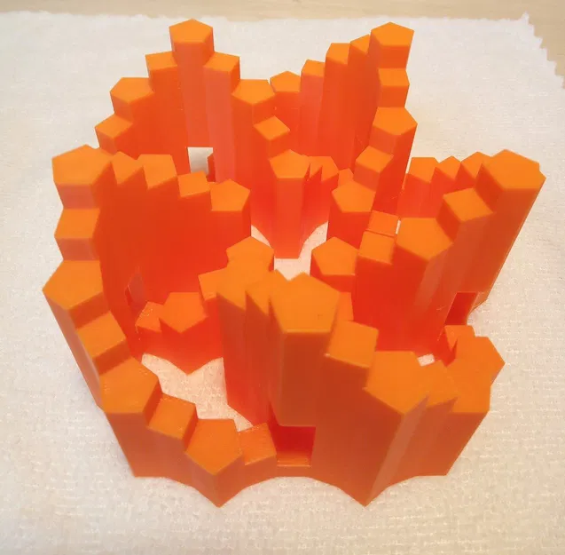 PENTAFOIL TOWER KNOT 1 - Image 1