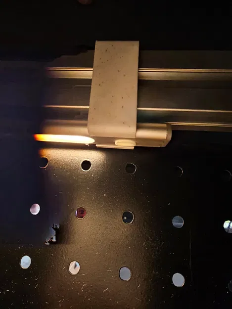 Giá đỡ batten cho tủ/tủ áo trên nhôm định hình 3030 - Image 1