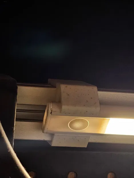 Giá đỡ batten cho tủ/tủ áo trên nhôm định hình 3030 - Image 3