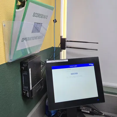 Giá treo tường đế micro không dây PTU-71