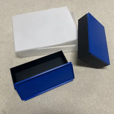 Bộ Hộp Nhiều Kích Cỡ Với Nắp Khóa Gài