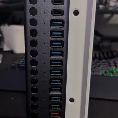 Giá Treo Tường USB Hub (USB Hub Wall Mount)