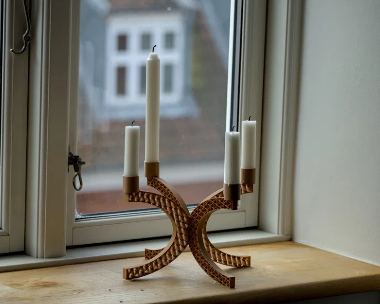 Chân nến Paramietry (Paramietry candleholder) - Image 1