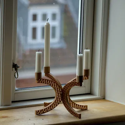 Chân nến Paramietry (Paramietry candleholder)