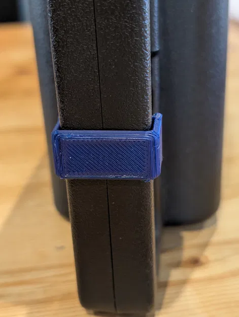 Kẹp giữ hộp micro Behringer (Behringer microphone box clip) - Image 1