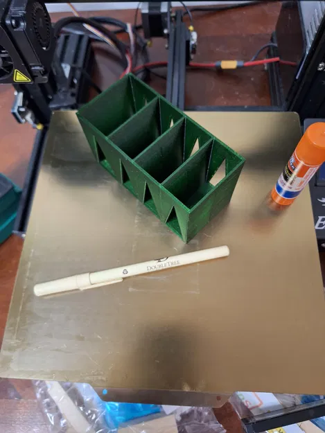 Remote holder x4 – Giá để 4 remote dựng đứng - Image 3