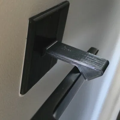 Chặn cửa & bảo vệ tường – gắn bằng Command Strip