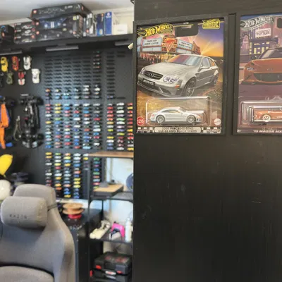 Khung trang trí treo tường Hot Wheels Premium