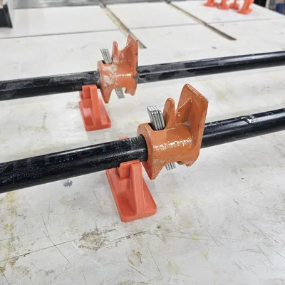 Pony pipe clamp support riser (miếng kê đỡ & cân bằng)