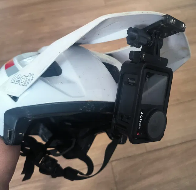 Gắn DJI Actioncam 4 lên nón bảo hiểm Leatt - Image 1