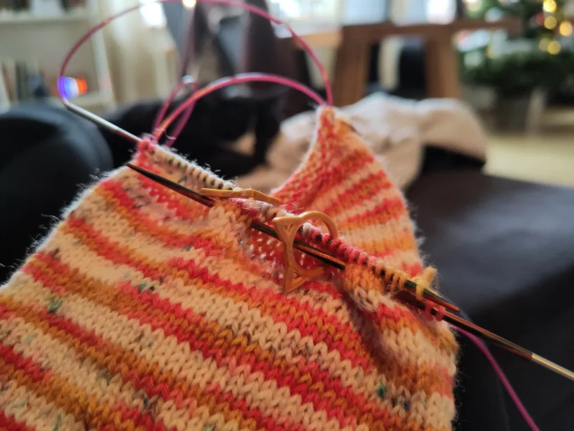 Kitty stitch marker – marker mũi mèo dễ thương - Image 2