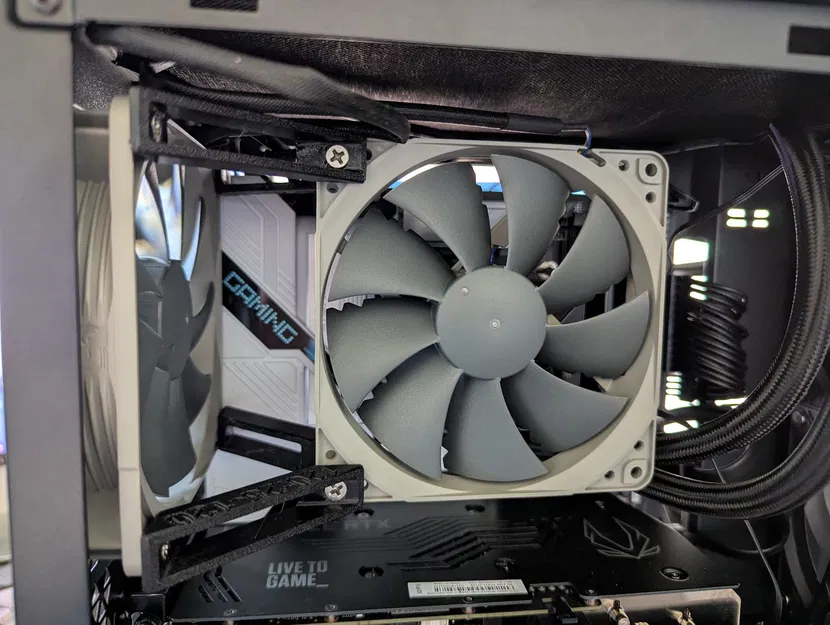 Bracket gắn quạt VRM 120mm (120mm VRM Fan Bracket) - Image 1