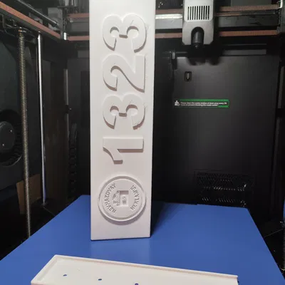 Hộp thư hiện đại tối giản – Jednoduchá poštovní schárnka s úchytem