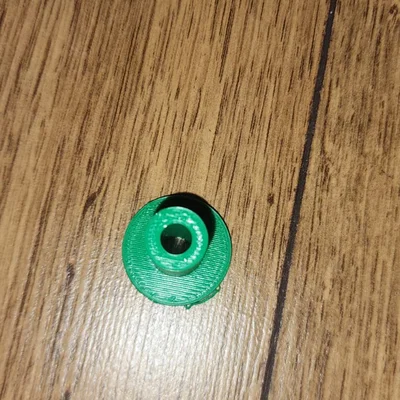 Lỗ cho bánh răng (hole for gear)