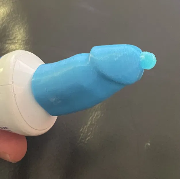 Dick Paste – Đầu gắn lên tuýp kem đánh răng - Image 1