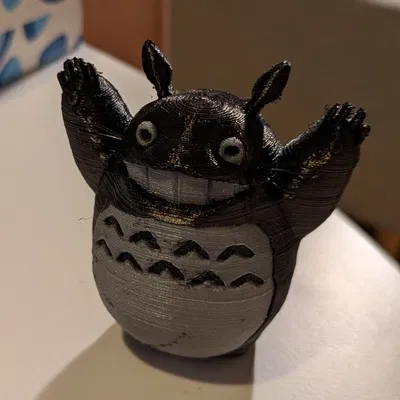 Tượng Totoro 2 màu (Dual colour)